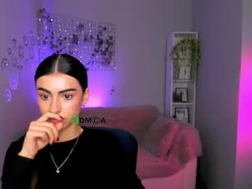 ariana_ross7 Image 5