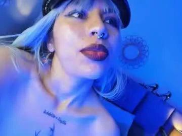 delilah_fix Image 16