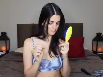 lucy1990xxx Image 15