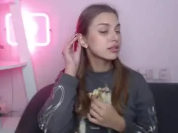 milanaangelas Image 17