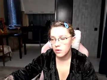 reginasmilee Image 9