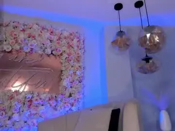 violettcastel Image 18