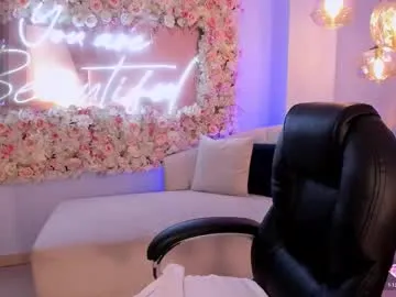 violettcastel Image 3