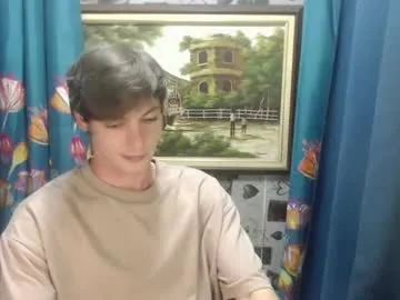 whiteboyinasia Image 4